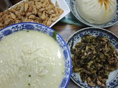 -雪琴面馆富安特色鱼汤面(城中花园店)