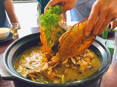 -菌海森林·非遗野生菌火锅(西山区滇池路摩根道店)