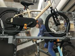 -迪卡侬(苗岭路店)