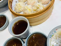 -馋三尺蟹粉小笼(人民广场店)