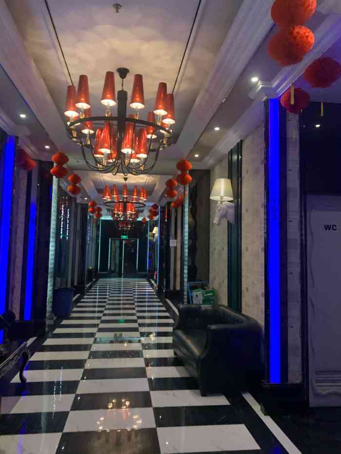 格莱美量贩式ktv宁夏路店