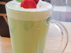 -星巴克臻选(上海合生汇1F店)