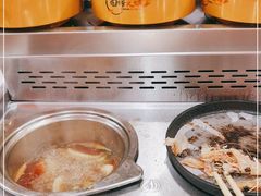 -百品聚旋转火锅(号外店)