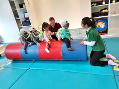 -乐融婴幼儿成长中心(四季青校区)
