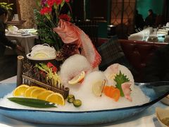 -泓炙颐凤鲜海鲜火锅料理(桐乡店)