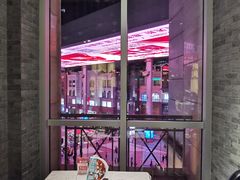 靠窗位-新沸腾鱼乡(世贸天阶店)
