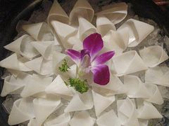 -老牌坊云南鱼豆花火锅(哈西万达店)