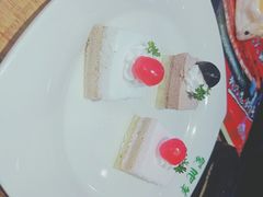 -蒙肥羊·酸汤潮牛·鲜牛肉火锅烤肉自助(岗顶店)