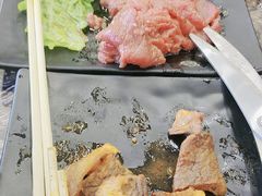 -啊美丽炭火烤肉(滑翔一店)