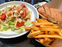 -DEEP·美式餐吧(五棵松华熙LIVE店)