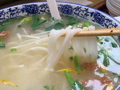 -桥香园云南过桥米线(金马碧鸡店)