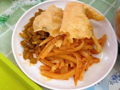 -红鼻子桂林米粉(金唐新光界店)