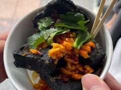 -黑色经典臭豆腐·湖南特产(坡子街店)
