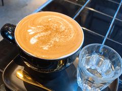爪哇椰糖班兰奶泡咖啡-The Coffee Academïcs(铜锣湾店)