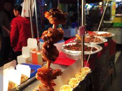 -六合夜市