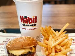 -The Habit Burger Grill 哈比特汉堡(世博店)