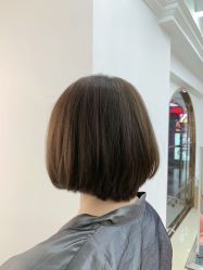 -BULB STUDIO 巴柏明星发型工作室