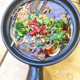 啖三花品成都—啖三花麻辣烫·串串香·蹄花(北书院街店)