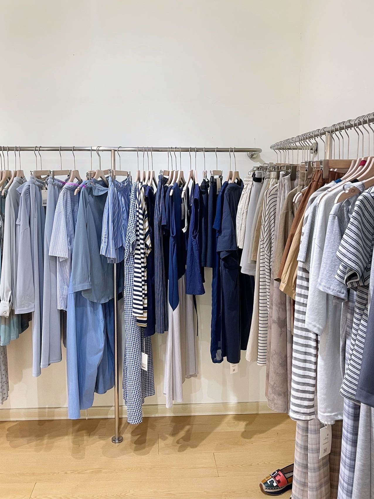 海边的浪漫邂逅!唐岛湾边的宝藏女装店