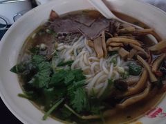 -黔阿牛菌汤牛肉粉全牛火锅(喷水池店)