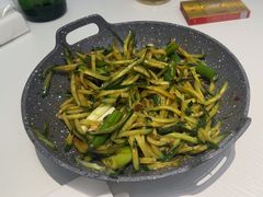 -嗨辣小聚·盘锦河蟹·海鲜烧烤龙虾(盘锦十年好店)