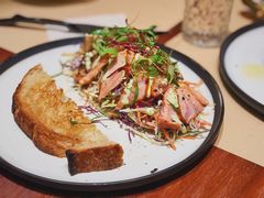 烤三文鱼沙拉-O'mills Sourdough Bakery&Bistro(永嘉路店)