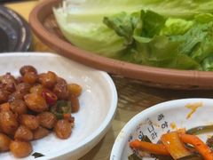 -牛信亭韩国料理·炭火烤肉(紫藤路店)