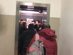 -上海站南广场-停车场