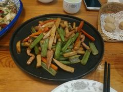 -乌镇那一年小院主题餐厅(甘泉西路店)