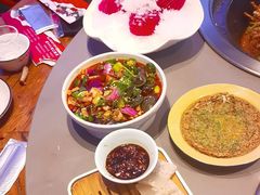 -山河屯铁锅炖(绥望路店)