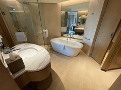 -上海佘山世茂艾美酒店