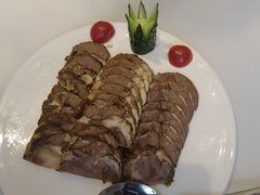 -鲁菜根·泰安菜(万达店)