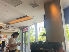 -必胜客(尹山湖歌林公园店)