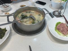 -煲王粤菜餐厅(中侨中心店)