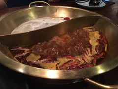 -重庆爽翻天老火锅(临平万达广场店)