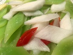 莴笋片炒山药-云海肴·汽锅鸡·云南菜(美罗城店)