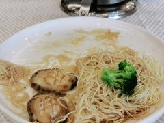 港式鲍鱼炒面-莞香楼·正宗东莞菜(东升店)
