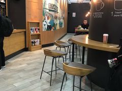 用餐区-星巴克(西安机场1店T3到达店)