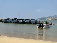 -那琴半岛地质海洋公园