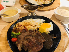 -豪客来牛排(中央花苑店)