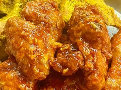 甜辣带骨炸鸡-BHC炸鸡(明洞总店)