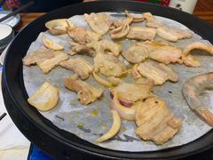 -土灶台东北大块肉烧烤(风景城邦店)