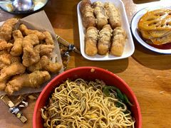 -爆炸头阿姨小四川正宗川味小吃(无任何分店)