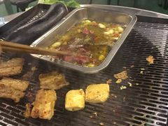 -胡四哥特色火盆烧烤(总店)