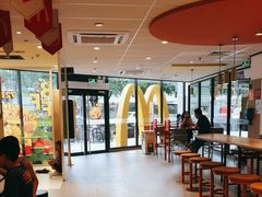 -麦当劳(宝龙店)