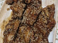 -小董哥烤串·爆汁大油边(故宫店)