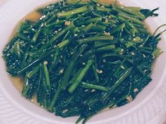 -纽顿熟食中心