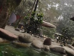 -灵秀温泉