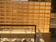 -一代眼镜·蔡司配镜(浦东大拇指广场店)