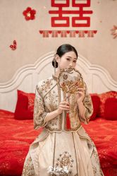 -禕·愫白婚纱商店